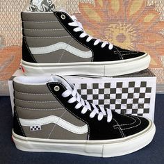 New In The Box Authentic Vans Men’s Skate Sk8-Hi Reflective Black/Grey Vn0asfccn42 Sneakers Athletic Shoes # Basketball Skateboard Fire Shoes, Skate Fits, Black High Top Shoes, Rare Vans, Boys Vans, Vans Women, Vans Hi, Vans Men, Old Skool Black