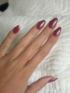 Velvet Nails Fall, Red Brown Chrome Nails, Simple Fall Gel Nail Ideas, Fall Nail Chrome, Autumn Simple Nails, Fall Nails Natural Nail, Plum Chrome Nails, Fall Nails Diy, Nail Inspo Designs