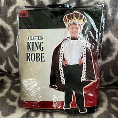 a plastic bag with an image of a boy in a king's robe on it