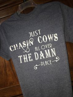 Shirts For Boyfriend, Country Sayings, Boyfriend Girlfriend Shirts, Slogan Ideas, Cattle Farm, One Direction Shirts, Tshirt Makeover, Southern Sayings, Farm Ranch