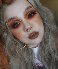 Makeup Is Art, Orange Makeup, Bold Makeup Looks, Dope Makeup, Goth Beauty, Edgy Makeup, Bold Makeup, Makeup Eye Looks, Horror Movie Characters