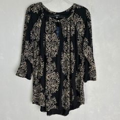 Lucky Brand Plus Size 1x Top 3/4 Sleeve Black Paisley Floral Boho Keyhole Neckline New With Tags Ships In One Business Day. All Measurements Taken With Garment Laying Flat. Armpit To Armpit: 23 In Length: 28 In Keyhole Neckline, Lucky Brand, Black And Tan, New Color, Paisley, Plus Size, Womens Tops, Floral, Women Shopping