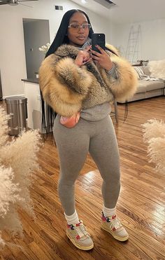 Chill Cute Outfits Fall, Cute Cold Weather Outfits Black Women, Outfit Ideas Black Women Fall, Chill Winter Fits, Winter Outfits Blackgirl Chill, Chill Winter Outfit Black Women, Dope Winter Outfits, Winter Outfits With Hats, Cold Weather Outfits Black Women