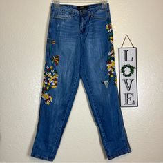 98% Cotton 2% Elastane Waist 15,5” Length 38,5” Inseam 31,5” Rise 10” New With Tag Casual Jeans With Multicolor Embroidery For Spring, Casual Multicolor Embroidered Jeans For Spring, Blue Embroidered Spring Pants, Spring Yellow Bottoms With Floral Embroidery, Yellow Floral Embroidery Bottoms For Spring, Casual Multicolor Floral Embroidered Bottoms, Casual Multicolor Floral Embroidery Bottoms, Spring Embroidered Multicolor Bottoms, Multicolor Floral Embroidered Bottoms For Spring