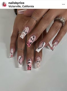 Halloween Design Nails Acrylic, Simple Halloween Nail Art Designs, Halloween Nails Girly, Fall Spooky Nails, Pink Halloween Nail Designs, Halloween Cute Nails, Fall Nail Sets, Virgo Nails Designs