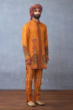 Yellow full sleeves short kurta with spade bloom digital print detail. Paired with a floral vine print pant. - Aza Fashions Kurta Set Men, Kurta Set For Men, Print Pant, Short Kurta, Floral Vine, Fashion App, Kurta Set, Full Sleeves, Printed Pants