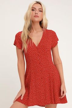 Cute Floral Dresses and Printed Party Attire | Latest Styles of Women's Floral-Print Dresses at Great Prices