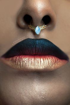 Halloween Lip Makeup, Halloween Lips, Egyptian Makeup, Face Art Makeup, Avant Garde Makeup, Lips Makeup, Creative Makeup Looks, Psychobilly, Eye Makeup Art