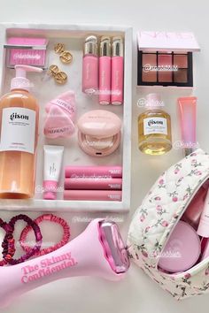 Lalala Girl, Rich Dog, Makeup Beauty Room, Preppy Decor, Pink Lifestyle, Magical Makeup, Makeup Store, Pretty Skin Care, Pretty Skin