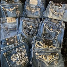 Never Worn Jeans, Very Good Condition Need Gone Asap Sizes- 25,26,27,28,30, And 5 Dream Pants, Dreamy Clothes, Country Jeans, 2000s Jeans, 00s Mode, Mcbling Fashion, Chloe Boots, Worn Jeans, Latina Fashion Outfits