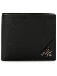 F0002 PRADA MINUTERIA SAFFIANO METAL Mens Prada, Wallets For Men, Prada Logo, Prada Saffiano, Black Leather Wallet, Prada Leather, Leather Bifold Wallet, Prada Wallet, Triangle Logo