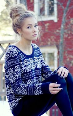 Casual Mode Shoes, Pullover Mode, Armani Jeans, Cute Sweaters, Wool Blend Sweater, Sweater Fashion, Moda Fashion