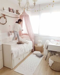 Hemnes Daybed Kids Room, Lit Hemnes Ikea, Cama Ikea Hemnes, Divan Ikea, Ikea Girls Room, Ikea Hemnes Bed, Hemnes Bed, Cama Ikea, Daybed Room