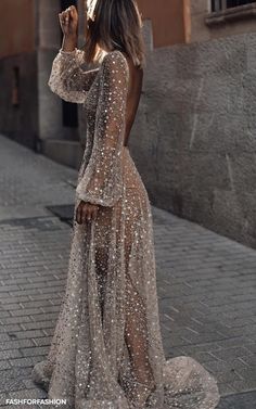 fashforfashion -♛ FASHION and STYLE INSPIRATIONS♛ - best outfit ideas Wedding Night Outfit, Pinterest Fashion, Wedding Night, Bride Wedding, Pretty Dresses, Dress To Impress