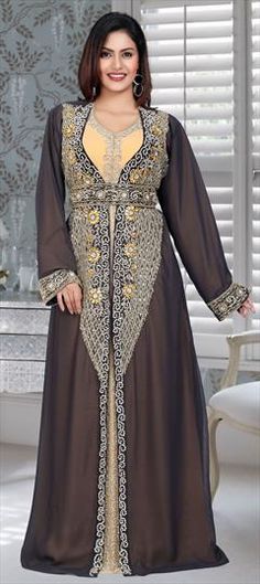 Beige and Brown color Kaftan in Faux Georgette fabric with Cut Dana, Stone work Kaftan Embroidery, Jacket Style Kurti, Designer Kaftan, Modest Evening Dress, Zari Embroidery, Moroccan Kaftan, Salwar Kameez Designs, Islamic Clothing, Zari Work