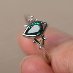 Thorn Ring, Emerald Promise Ring, May Birthstone Rings, Sarah Connor, May Birthstone, Cheap Jewelry, Solitaire Rings, Ring Unique, Birthstone Ring