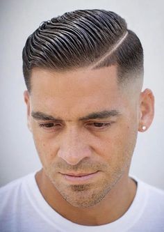 Pomade Hairstyle Men, Comb Over Fade Haircut, Hard Part Haircut, Sleek Haircuts, Haircut Designs For Men, Stylish Beards, Comb Over Fade, Side Part Haircut, Comb Over Haircut