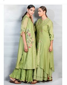 Simple Kurtis, Simple Kurti, Fancy Kurti, Stylish Scarves, Fashion Attire, Thread Work, Summer 2022