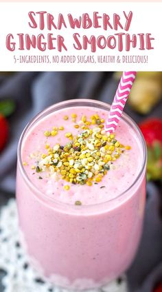 Creamy, sweet, and bursting with fruity flavors, this Strawberry Ginger Smoothie is perfect morning treat. It's refreshing and delicious, but also packed with nutrients and immune-boosting VITAMIN C. It's easy to make with only 5 simple ingredients! --- #smoothie #smoothietime #smoothieideas #smoothierecipes #strawberrysmoothie #recipes #healthyrecipes #recipeshare #breakfast #breakfasttime Smoothie No Banana, Ginger Smoothie Recipes, Smoothie Benefits, Low Calorie Fruits, Blueberry Banana Smoothie, Ginger Smoothie, Smoothie Drink Recipes, Delicious Drink Recipes, Perfect Morning