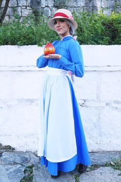 Sophie Hatter - Howl's Moving Castle by JessycaLaryssa Howl Fashion, Sophie Cosplay, Ghibli Cosplay, Disney Cosplay Costumes, Cosplay Patterns, Comicon Cosplay, Comic Con Costumes, Howls Moving