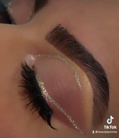 Art Eye Makeup, Prom Eye Makeup, Makeup For Black Skin, Makeup Accesories, Beauty Lash, Eye Makeup Steps, Makeup Guide, Makeup Eye Looks