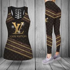 Gucci Clothes Women, Louis Vuitton Outfits Women, Gym For Women, Vuitton Outfit, Luxury Clothing Brands, Cute Outfits With Leggings, Outfit Gym, Designer Clothes For Women, Gymnastics Outfits