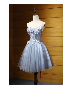 Shop cheap dusty blue ball-gown sweetheart short tulle homecoming dress with appliques lace online. Custom-made any plus size or color. Pro since 2009. Dusty Blue Dress Short, Damas And Chambelanes Outfits, Blue Wedding Dress Short, Quinceanera Dresses Short, Chambelanes Outfits, Senior Hoco, Hoco 2024, Hoco Inspo, Dusty Blue Dress