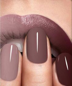 #makeup #makeuplover #fashion Purple Nail Polish, Purple Nail, Makijaż Smokey Eye, Elegant Nails, Fabulous Nails