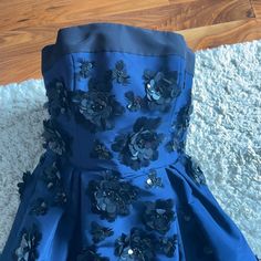 Host Pick Nwot Carolina Herrera Strapless Silk Faille Gown. Beautiful Feather And Pailette Flower Embroidery. In Navy And Black. It Is Fall 2017. This Is A Factory Sample- Meaning It Was Made In The Manhattan Herrera Atelier By Hand To Be The Perfect Pattern For The Factories To Create Other Gowns Of This Style. It Is A Size 8 And In Pristine Condition. I Bought It For A Black Tie Wedding (I Worked There So Had Access To These Things) But Thanks To Covid, A Gown Is No Longer Needed. Style In An Full Gown, Carolina Herrera Dresses, Upcycle Clothes Diy, Upcycled Clothing, Black Tie Wedding, Flower Embroidery, Tea Length, Fall 2017, Carolina Herrera