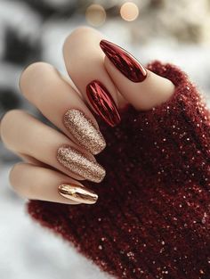 Gold And Red Christmas Nails, Metallic Christmas Nails, Purple Holiday Nails, Latest Nail Extensions Designs, Red Holiday Nail Designs, Christmas Nails Red And Gold, Holiday Dip Nails, Holiday Nail Color, Red And Gold Christmas Nails