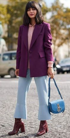 Upcoming Fashion Trends, Purple Blazer, Look Jean, Cute Work Outfits, Color Blocking Outfits, Cool Winter, Street Style Blog, Purple Outfits