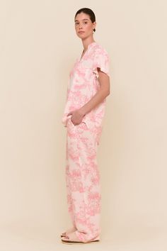 Description Our best-selling shape, the Maggie Pyjama Set, offers a timeless look with a relaxed fit, made from our signature soft 100% Rayon. A popular bridesmaid gift option to be enjoyed long after wedding festivities. Generous style fit, fabric has a nice drape Mandarin style collar and full button top closure, maternity friendly Comfortable full length pants with drawstring & side pockets Pre-washed 100% Rayon (similar to cotton however softer hand feel) Sizing Model is wearing a size S in Resort Wear Men, Full Length Pants, Types Of Textiles, Wedding Festivities, Dobby Weave, Pink Sale, Cotton Set, Button Top, Pyjama Set