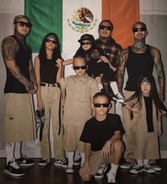 Mexican Gangster Style, Mexican Style Outfits, Gangster Outfit, Looks Hip Hop, Gangster Style