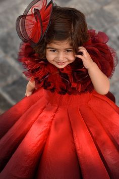 Red and maroon shaded gown in structured scalloped silhouette, crushed textured organza base and organza handmade flowers on neckline. Comes with a coordinating hair accessory. - Aza Fashions Online Closet, Gowns For Girls, Handmade Flowers, Aza Fashion, Hair Accessory, Ball Gown, Ball Gowns, Hair Accessories, Shades