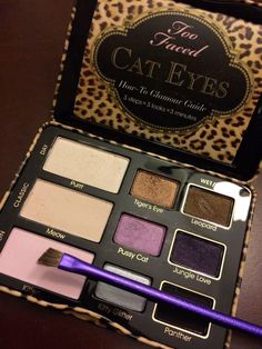 Makeup Brown, Jewelry Nails, Makeup Christmas, Makeup Party, Makeup Obsession, Cats Eye, Cat Eyes, Makeup Items, Eye Palette