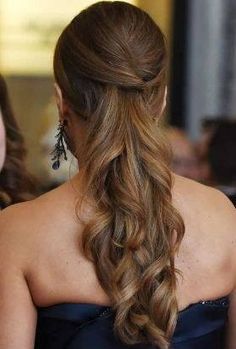 Ponytail Haircut, Fun Ponytails, Ponytail Ideas, Elegant Ponytail, Prom Hair Updo, Classy Hairstyles, French Hair, Ponytail Hairstyles