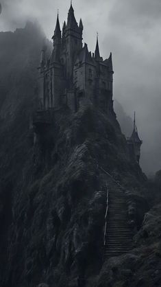 Dark Nature House Aesthetic, Manor Aesthetic Dark, Dark Castle Aesthetic Wallpaper, Gothic Castle Sketch, Dracula Astethic, Black Castle Aesthetic, Old Castle Aesthetic Dark, Aesthetic Castle Wallpaper, Medieval Gothic Aesthetic