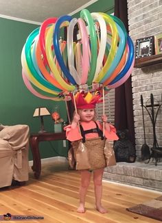 Cheap Halloween Costumes, Homemade Halloween Costumes, Hallowen Costume, Cheap Halloween, Halloween Costume Contest, Halloween Tags, Homemade Halloween, Fantasias Halloween, Family Halloween Costumes