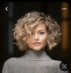 Spiral Perm Short Hair, Short Permed Hair, Permed Hair, Curly Hair Photos, Wavy Bob, Short Curly Haircuts, Short Wavy Hair, Penteado Cabelo Curto