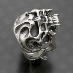 made by Strange Freak Designs SFD-R-014 creature skull ring. half skull made in JAPAN if you want other ring gauge please contact us. Half Skull, Metal Skull, Skull Ring, Statement Rings, Rings For Men, Japan, Design