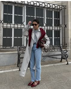 Burgundy Flats Outfit, Burgundy Shoes Outfit, Mary Jane Outfit, Mary Janes Outfit, Red Shoes Outfit, Mary Jane Shoes Outfit, Casual Dinner Outfit Summer, Dinner Outfit Casual, Latina Outfits