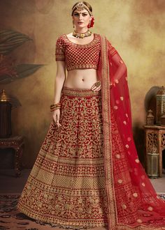 #Lehenga #Lengha #BridalLehenga #BridalLengha #DesignerBridalLehenga #IndianBridalLehenga #WeddingLehenga Navaratri Chaniya Choli, Chaniya Choli Designs, Shah Jahan, Raw Silk Lehenga, Bridal Lehenga Red, Lehenga Choli Online, Indian Wedding Wear, Lehenga Blouse, Bridal Lehenga Choli