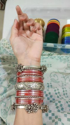 Glass Bangles Set Indian, Aesthetic Bangles, Bangles Set Indian, Gold Bangle Watch, Vintage Indian Jewelry, Girly Swag, Pakistani Bridal Jewelry, Silver Jewelry Accessories, Princess Jewelry