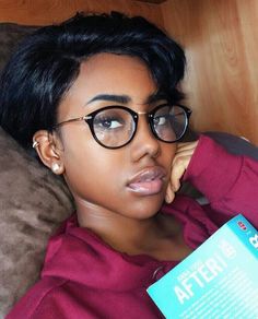 Follow me @wvygyl for more IG: @wavy_gyal Black Women With Glasses, Women With Glasses, Medium Hairstyles, Penteado Cabelo Curto, Wearing Glasses, Relaxed Hair, Short Natural Hair Styles, Look Younger