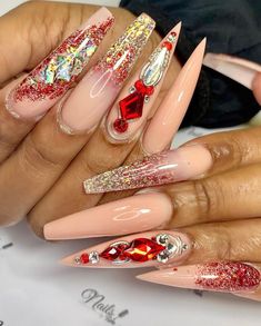 pinterest @ mnnxcxx Curved Nails, Nails Today, Glam Nails, Hot Nails, Bling Nails, Nails Toes