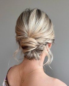 Chignon Updo, Short Hair Bun, Curly Updo, Hairdos For Short Hair