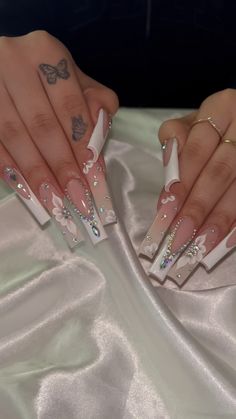 Nails Blinged Out, Cute Nails Designs For Acrylics, Nail Sets Ideas, Baddie Nails Instagram Long, Engaged Nails, Chicana Nails, Acrylic Nails With Designs, Latina Nails Acrylic, Nails Pics