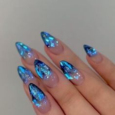 ليلو وستيتش, Beauty Nails Design, Nails Polish, Glass Nails, Gem Nails, Fancy Nails