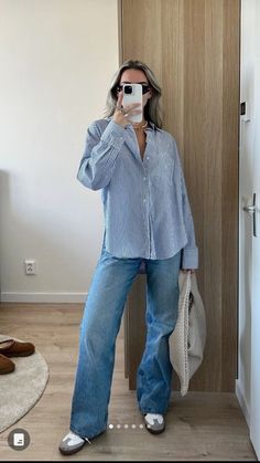 Loafers Outfit Trousers, Fall Outfits Women Casual, Outfits Women Casual, Corporate Baddie Outfits, Top Farm, Corporate Baddie, Professional Clothing, Uni Outfits, Casual Preppy Outfits