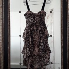 Nwt....H&M, Trend Ruffled Mini Dress, Zip On The Side...Soo Pretty, Sunday, Party, Or Any Other Day Mini Ruffled Dress